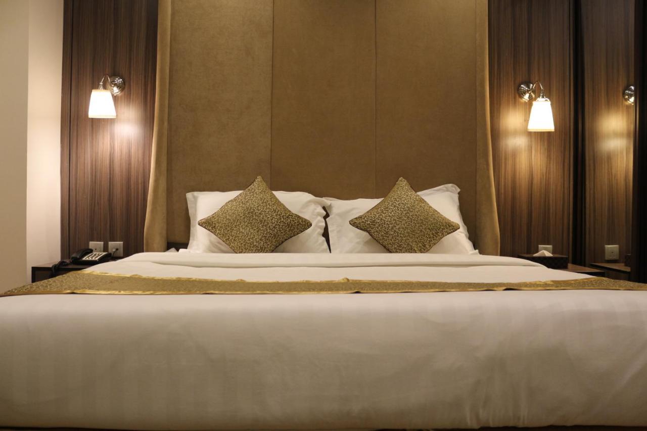 Valencia Hotel Suites Al-Hobar Kültér fotó