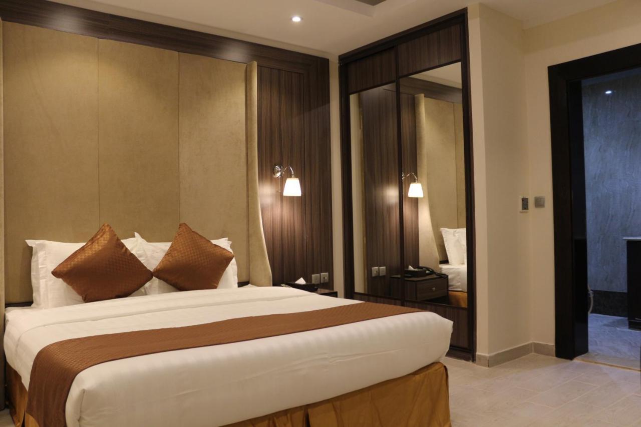 Valencia Hotel Suites Al-Hobar Kültér fotó