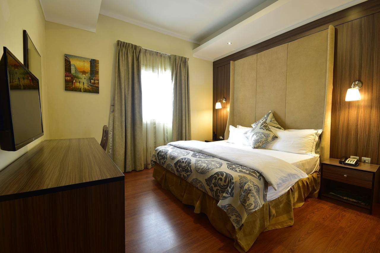 Valencia Hotel Suites Al-Hobar Kültér fotó